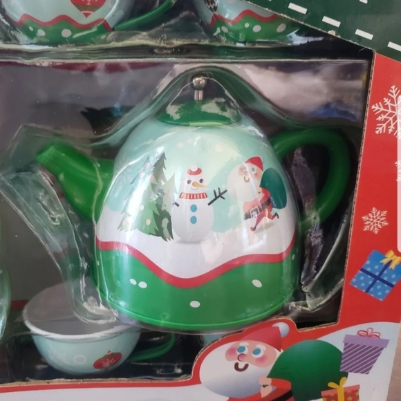 Kids Tea Set - Picture 3 of 4